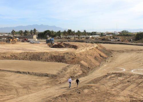 construction site cirque du soleil park mexico